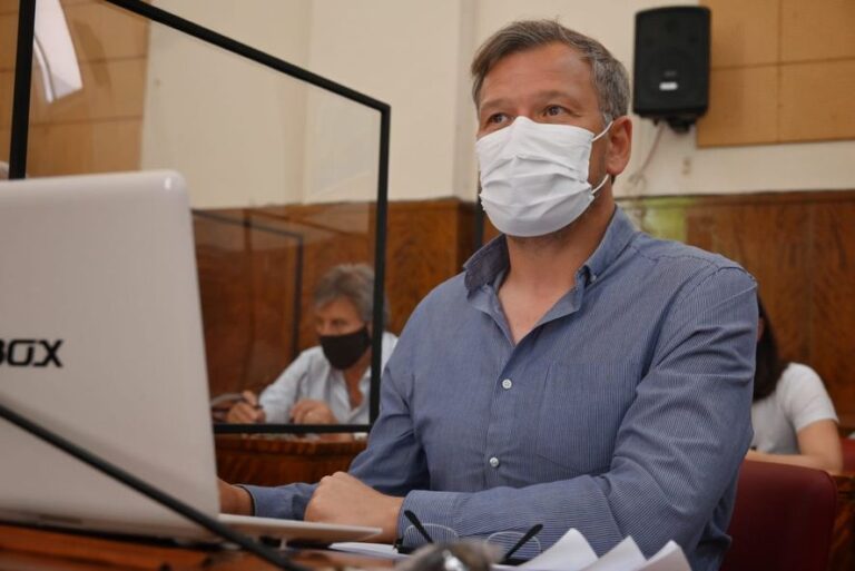 Mar del Plata: acusan a Guillermo Montenegro de ocultar un “tarifazo”