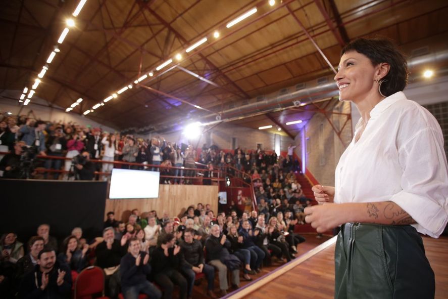 Expositora. Desde la UNQ, Mayra Mendoza contó qué hará si es reelecta.