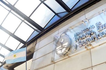 Se crearon 54 mil puestos de trabajo registrados