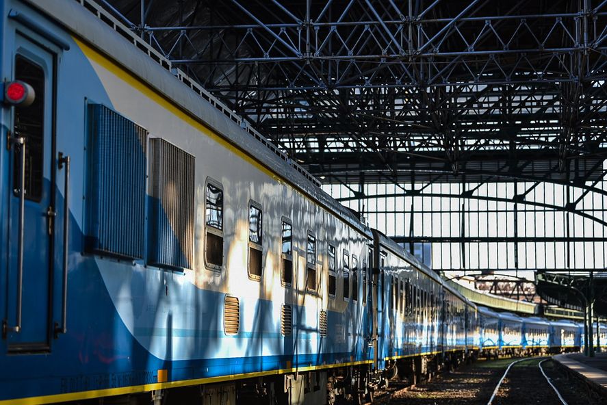 Vuelven los trenes desde Constitución a Bahía Blanca  