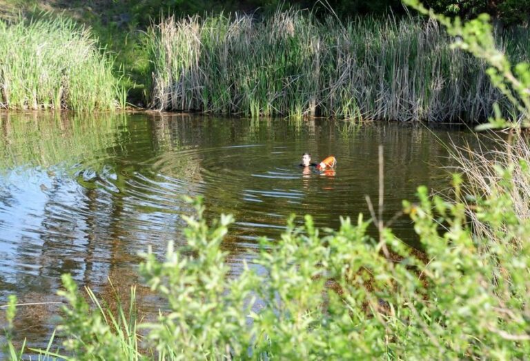 Advierten sobre el peligro de bañarse en cavas y canteras