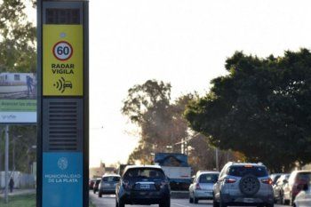 Las fotomultas comenzarán a funcionar el jueves en La Plata
