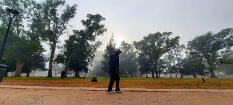 Emitieron una alerta por niebla en gran parte de la provincia de Buenos Aires