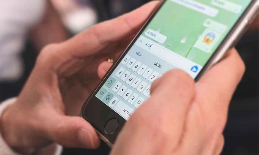 Los riesgos de WhatsApp Plus se relacionan con aspectos de privacidad y seguridad