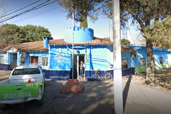 golpearon, ataron y desvalijaron a un matrimonio de policias