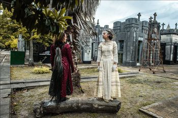 La obra tendrá lugar en el cementerio todos los fines de semana de marzo La obra tendrá lugar en el cementerio todos los fines de semana de marzo