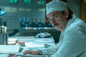 El actor Paul Ritter interpretó a Anatoly Dyatlov en Chernobyl y a Eldred Worple en Harry Potter.