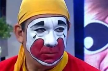 Piñon Fijo se sacó el traje de payaso y habló como Fabián Gómez