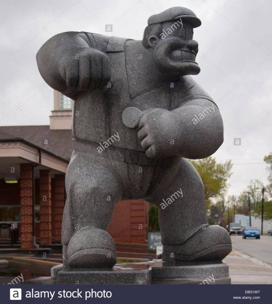 Estatua de Bluto, Bruto o Blutus el archirrival del personaje de Popeye. También fue una persona real 