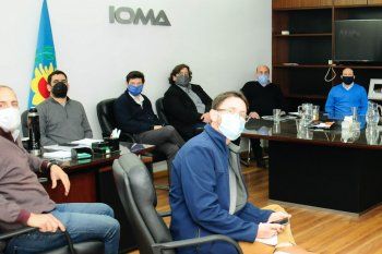 Las negociaciones entre IOMA y la AMP se dilatan, y los médicos quieren bajarse de las prestaciones para la obra social estatal.