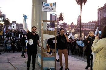 Revolución Federal durante una movilización en Plaza de Mayo el 9 de julio de 2022.