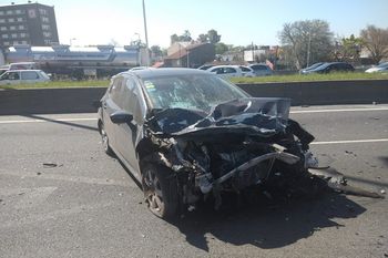 accidente fatal en moron: murio una familia en la autopista