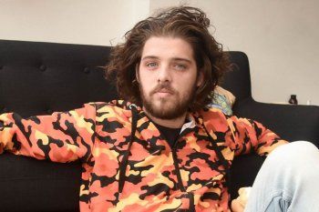 santi maratea busca juntar 8 millones para ayudar a madres victimas de trata