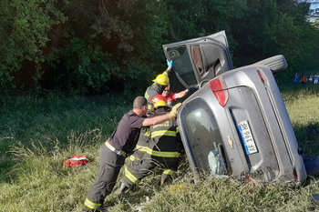 choque frontal en la ruta 5: me tiro el auto encima