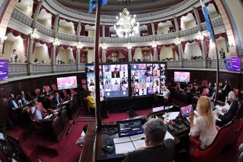 El Senado quedó empatado y a pedir de Axel Kicillof