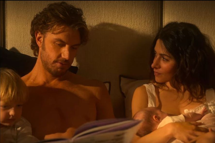 Sex/Life, la serie de Netflix basada en la novela de B.B. Easton