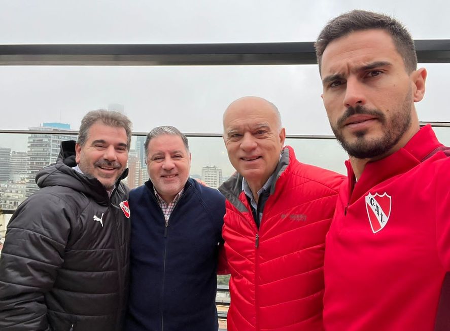 Si bien Ricardo Montaner abogó por el alejamiento de la política del club Atlético Independiente, sus nuevos dirigentes surgidos de las elecciones del domingo provienen todos de ese sector 