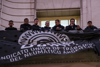 El ministerio de Trabajo denunció penalmente al titular del sindicato de neumáticos