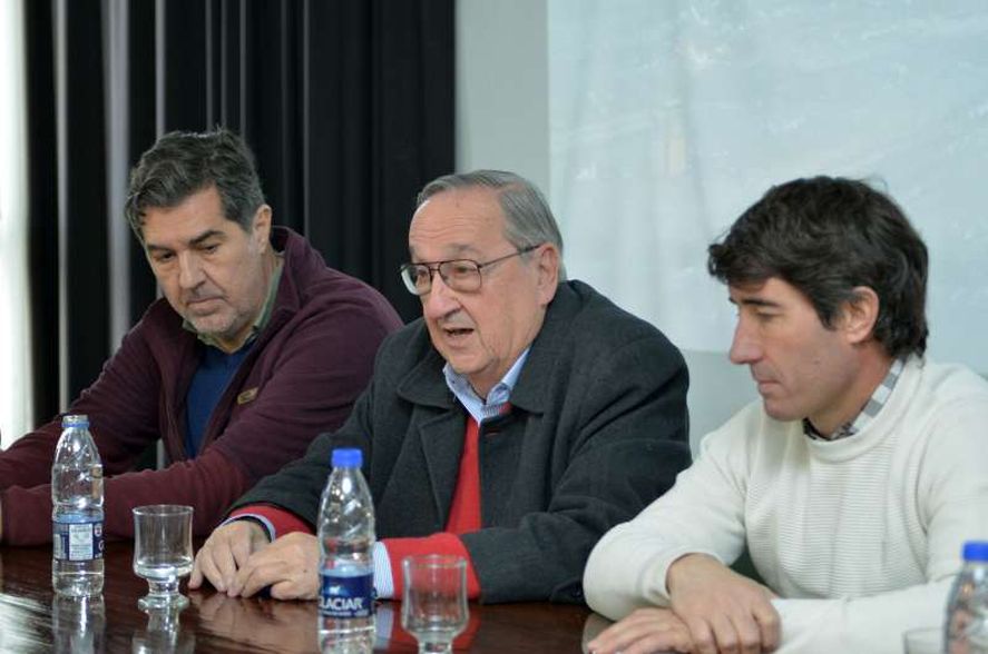 Tandil: Presentaron una obra estratégica con una foto política “antigrieta”