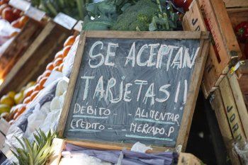 tarjeta alimentar y congelamiento de precios: las medidas del gobierno contra el hambre