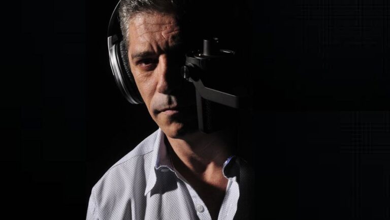 Félix Taylor, el Locutor de La Plata con casi dos décadas siendo ‘la voz’ de la TV Pública