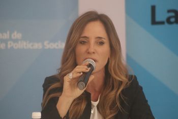 Victoria Tolosa Paz cruzó a la exgobernadora