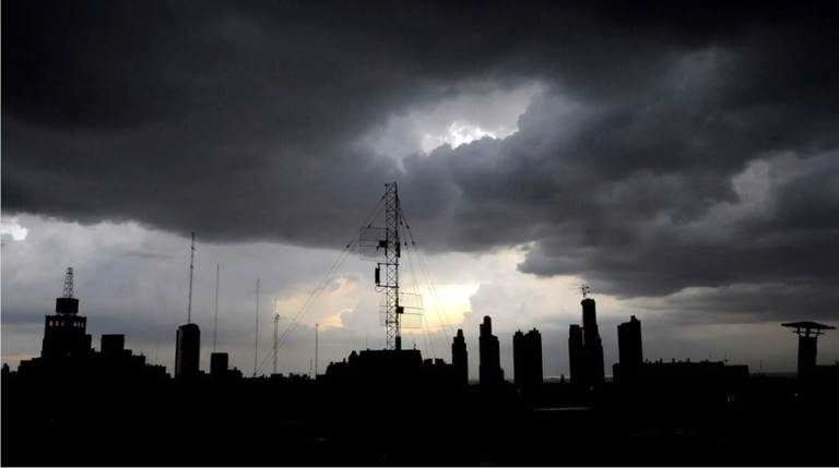 Establecen el alerta amarilla por tormentas: qué recomiendan hacer