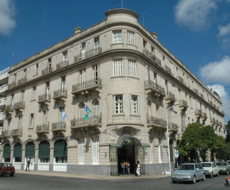 UNICEN: invita a universitarios a completar su vacunación