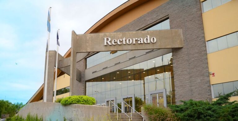 UNLaM: será obligatorio el esquema de vacunación completo