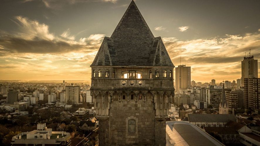 Vacaciones de invierno en Mar del Plata: Torre Tanque es un emblema de la prestación del servicio de agua en la ciudad convertido también en atractivo turístico