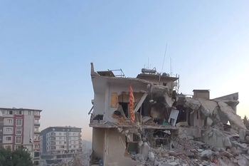 imagenes impactantes de un drone tras el terremoto en turquia