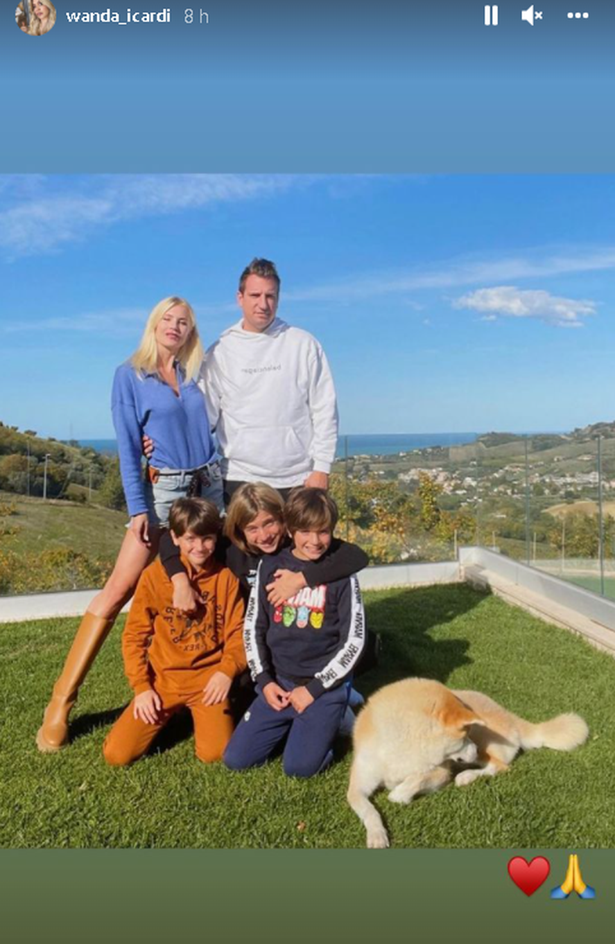 La historia de Instagram de Wanda Nara con la foto de Maxi López y sus hijos