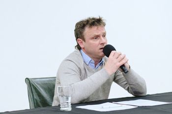 grave denuncia del candidato de uxp en olavarria: me siguen y me sacan fotos a escondidas