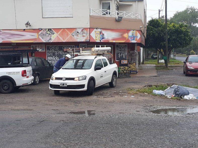 Uno de los locales que se colgaron de la luz en La Plata. (Foto: EDELAP).