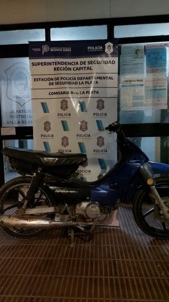 La Plata: Circulaba en una moto robada y tenía antecedentes
