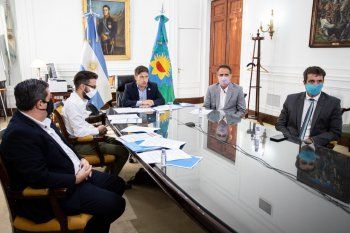 kicillof anuncio un plan de obras de agua para la provincia