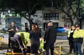 se quiso dar a la fuga en un control, arrastro a un inspector y lo dejo en grave estado
