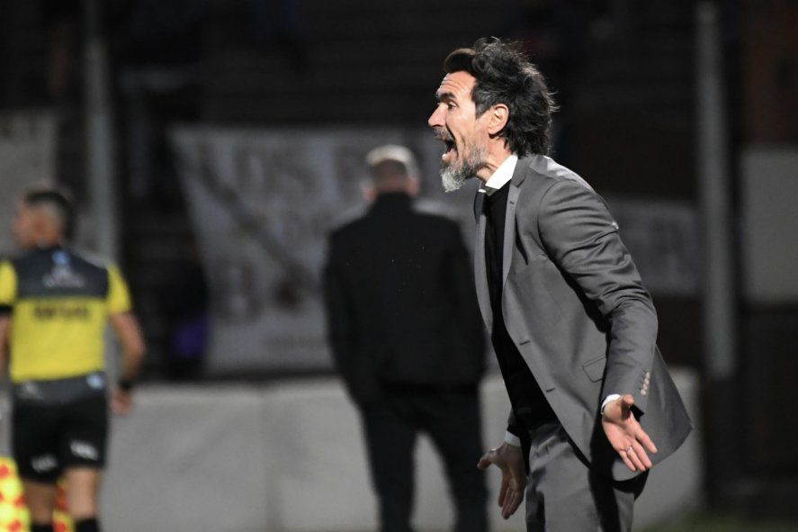 Eduardo Domínguez, entrenador de Estudiantes. (Foto: prensa EDLP) Eduardo Domínguez, entrenador de Estudiantes. (Foto: prensa EDLP)