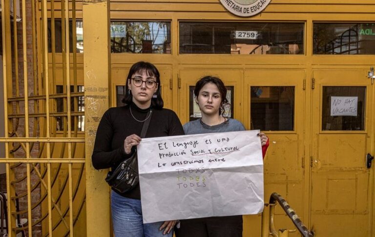 El New York Times habló de la prohibición del lenguaje inclusivo
