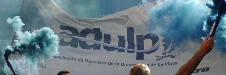 Marcha Nacional de Antorchas: La UNLP se suma al paro y movilización del 23 de mayo