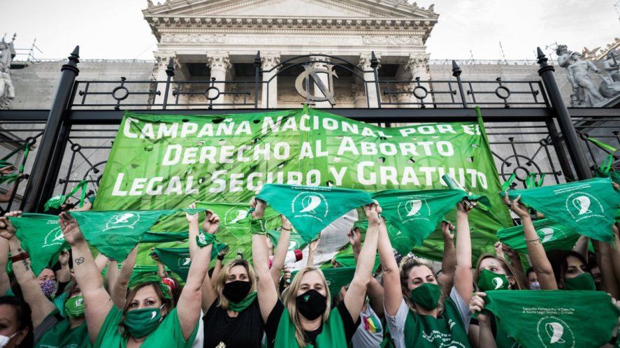 Aborto: este lunes comienza a debatirse en comisiones del Senado