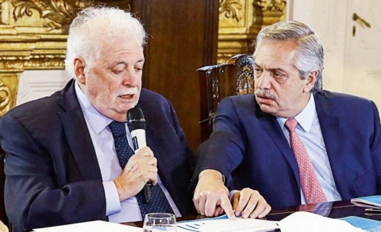 Alberto habló sobre las vacunaciones VIP: “Es imperdonable”