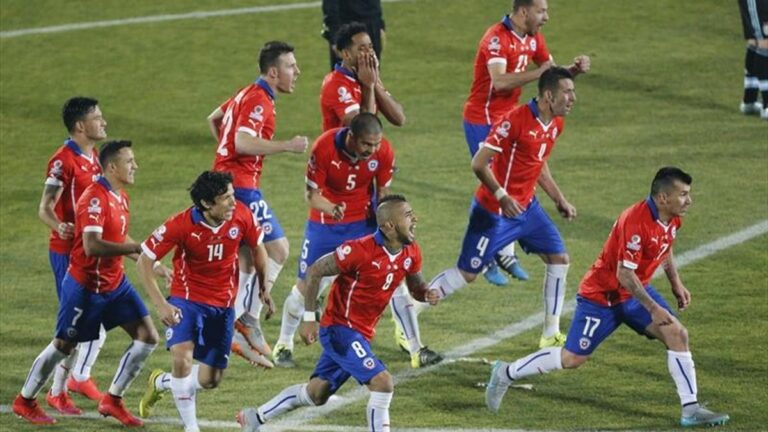 ¿Chile al Mundial?: FIFA anunciará el futuro de Ecuador