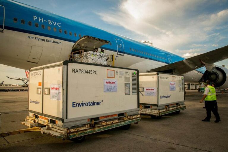 Llegan 1,5 millones de vacunas a la Argentina