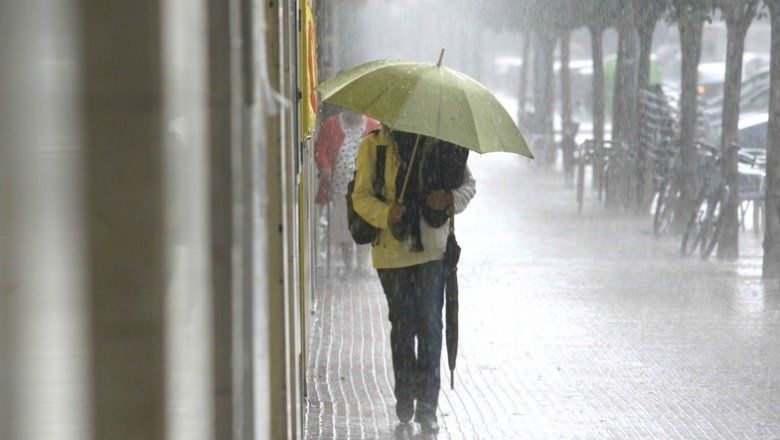 La alerta amarilla por fuertes lluvias regirá en gran parte del conurbano bonaerense. 