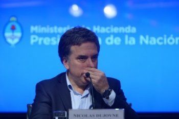 el dia que dujovne llamo ?trava? a sacayan y se burlo de su apellido