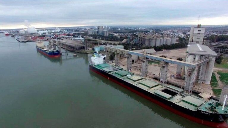 Bahía Blanca: piden que Provincia actúe por bloqueo del puerto