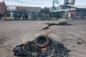 despidos en refineria de bahia blanca: no hubo avances tras reunion en el ministerio de trabajo