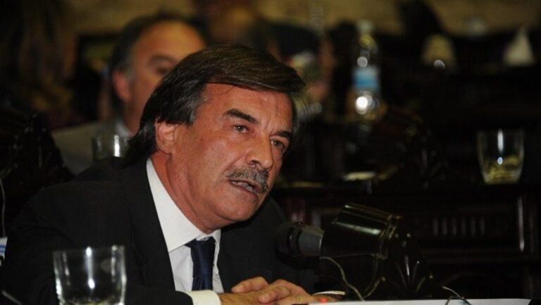 Diputado nacional recibió un culatazo en la nuca en intento de entradera en La Plata