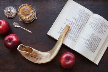 shana tova: politicos y personalidades del espectaculo celebran el ano nuevo judio en las redes